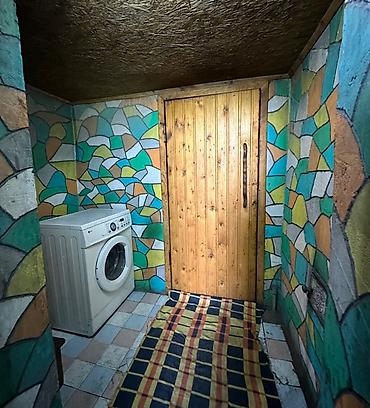 Продажа коттеджей и домов: 🏡 Продаётся уютный дом частично с мебелью! Дом расположен на участке — 15