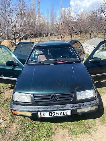 Volkswagen: Volkswagen Vento: 1999 г., 1.8 л, Механика, Бензин, Седан — 4