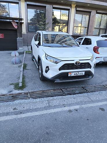 dodge ram: Toyota RAV4: 2020 г., Бензин, Кроссовер — 3