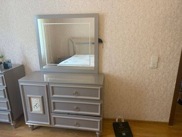 прокат стол стул душанбе: İkinəfərlik çarpayı, Dolab, Komod, Termo, Türkiyə, İşlənmiş