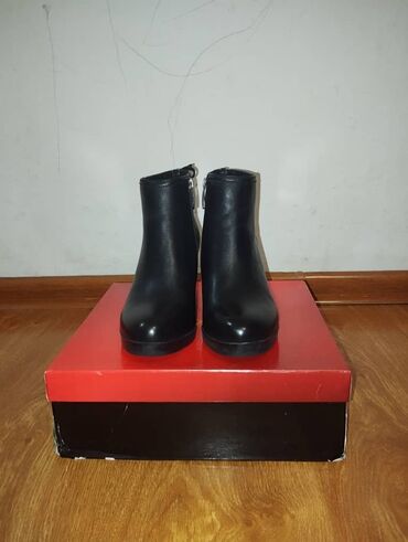 обувь 23 размер: Ботинки и ботильоны цвет - Черный
