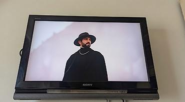 Sony Bravia LCD televizor - Ekran: təxminən düym diaqonal, geniş