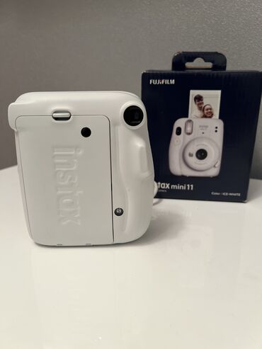 Fotokameralar: Marka: FujiFilm model: instax mini 11 cox az istifade olunub Qiymeti