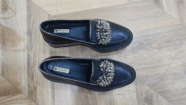 женские синие туфли: Туфли 37, цвет - Черный