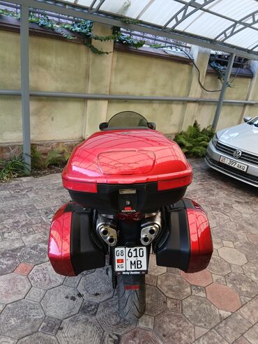 нисан сефро ошто: Спортбайк Honda, 800 куб. см, Бензин, Чоңдор үчүн, Колдонулган
