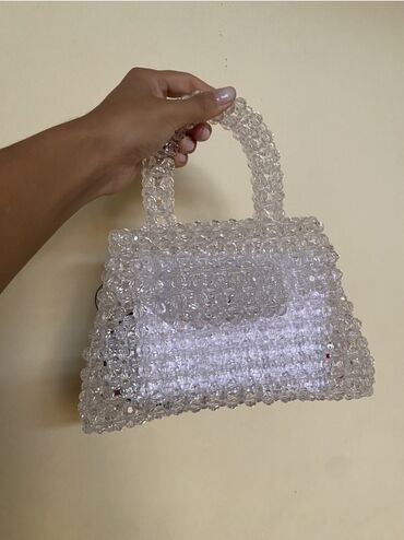 школьный рюкзак на колесах: Handmade Сумка‑тоут из прозрачных бусин - Материал: плотная плетёная