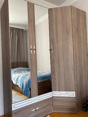 2el dolablar: İşlənmiş, 3 qapılı, Güzgülü, Bej, Taxta, Açılan, Künc dolab — 2