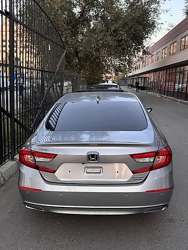 сиденья на альфард: Honda Accord: 2020 г., 2 л, Вариатор, Гибрид, Седан — 4