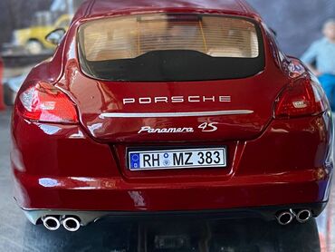 Avtomobil modelləri: Porsche, 2010 il, 1:18, Dəmir, Ödənişli çatdırılma — 22