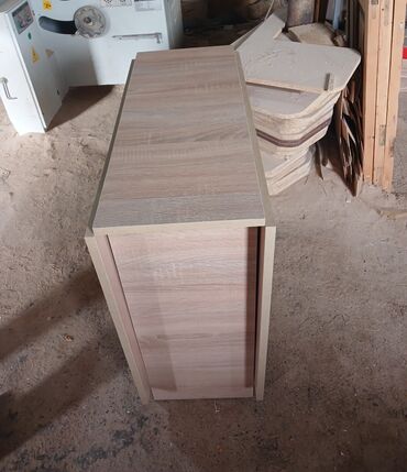 Qida məhsulları: Mətbəx masası, Transformer, Laminat