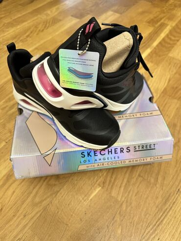 skechers: Skechers, Ölçü: 40, rəng - Qara, Yeni