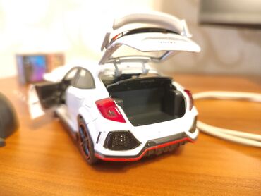 Markalar: Honda, 2020 il, 1:35, Dəmir, Ünvandan götürmə