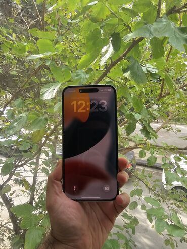 daraqli fenler: IPhone 14 Pro, Deep Purple, Face ID