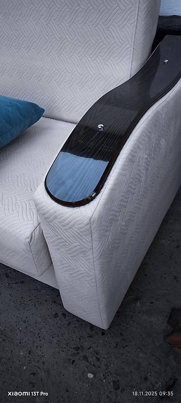sofa: Диван прямой с раскладным механизмом-книжкой - Компактный трехместный — 6