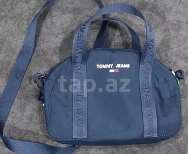 Çantalar: Çiyin çantası, Tommy Hilfiger, Yeni lalafo.az -da Çantalar: Çiyin çantası, Tommy Hilfiger, Yeni