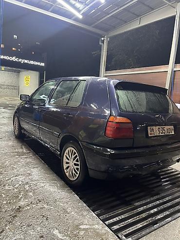 130 сурф: Volkswagen Golf: 1993 г., 1.8 л, Механика, Бензин, Хэтчбэк — 3