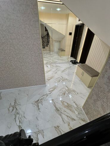 Yeni tikili: 4 otaqlı, Yeni tikili, 147 kv. m — 18