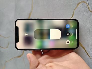 Apple iPhone: IPhone Xs, 64 GB, Qızılı, Face ID — 5