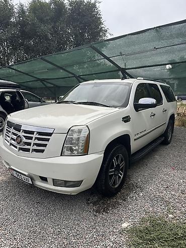 82 2: Cadillac Escalade: 2006 г., 6.2 л, Автомат, Бензин, Внедорожник — 2