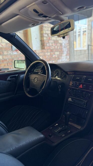 Mercedes-Benz: Mercedes-Benz E-Class: 1996 г., 2.3 л, Автомат, Бензин, Седан — 10