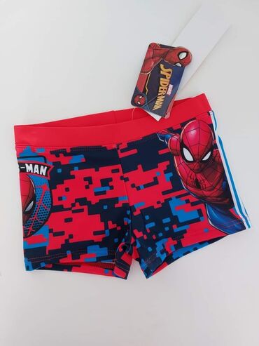 Ostala dečija odeća: Dečiji kupaći kostimi
Cena 1150 din — 3