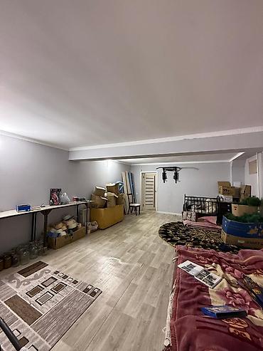 Продажа коттеджей и домов: Продаётся двухэтажный дом с цокольным этажом в селе Орто-Сай — 9