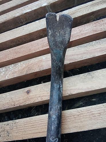 elektrikli bag qaycisi: СССР Alətin adı: İki uclu montaj çubuğu (cəngli və pazlı) Təsvir: - — 1