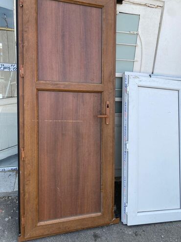 Plastik pəncərələr: İşlənmiş İkiqat şüşə paketi Plastik pəncərə, Еni: 200 sm, Uzunluğu: 300 sm, Ödənişli quraşdırma — 7