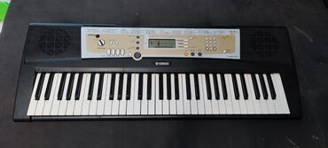 Синтезаторы: Синтезатор Yamaha PSR R2000. Отличный вариант для начинающих