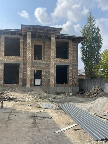 купить 2 этажный дом: Үй, 250 кв. м, 8 бөлмө, ПСО (өз алдынча бүтүрүү)
