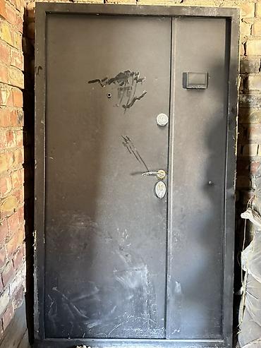 Дверь для хозяйственных помещений и складов, Б/у, Металлическая, Одностворчатая