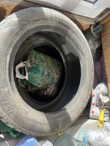 шины летние 205 65 15: Автомобильная зимняя шина. Характеристики по фото: - Размер: 215/65