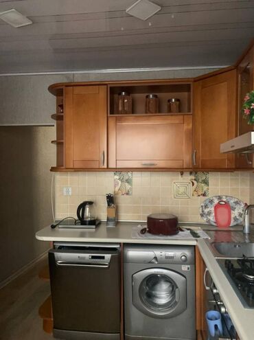 Mənzil kirayələyirəm: 4 otaqlı, 110 kv. m -da lalafo.az — 24 Mənzil kirayələyirəm: 4 otaqlı, 110 kv. m — 24