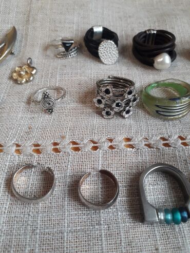 Наборы украшений: БИЖУТЕРИЯ из Германии, недорого: серьги, браслеты, подвески, ожерелья at lalafo.kg — 9 Наборы украшений: БИЖУТЕРИЯ из Германии, недорого: серьги, браслеты, подвески, ожерелья — 9