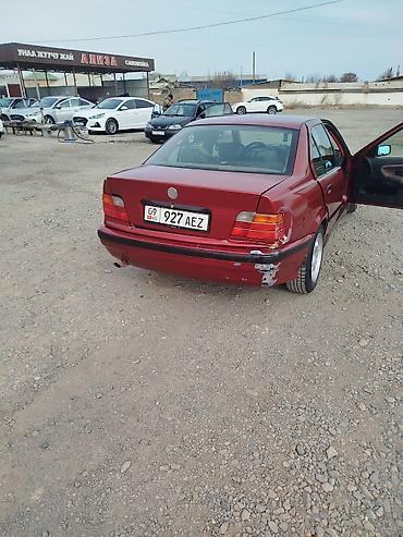 300 000: BMW 3 series: 1993 г., 1.8 л, Механика, Бензин, Седан — 4