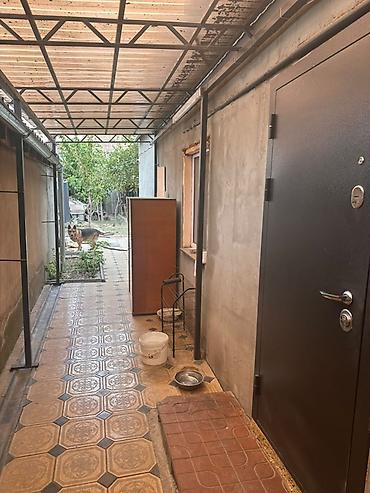 Продажа домов: 3 комнаты, 70 м², Пишпек Собственник — 9