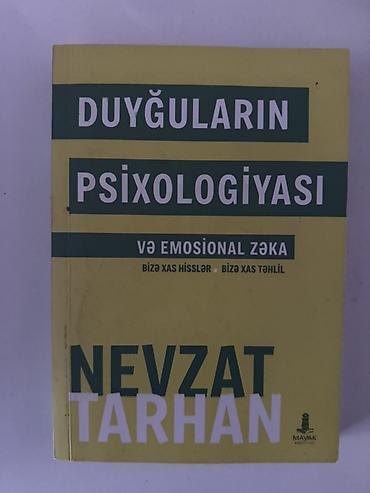 Книги и журналы: Kitablar ayri ayriligda 7azndir. Ideal vezietdedir . Eger 3 biryerde — 3
