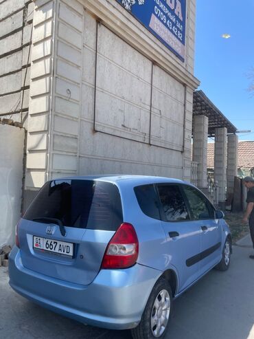 хонда фит рейка: Honda Jazz: 2002 г.