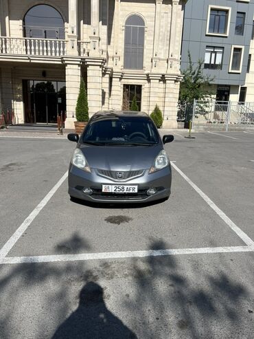 хонда жаз 2012: Honda Jazz: 2010 г., 1.3 л, Механика, Бензин, Хетчбек