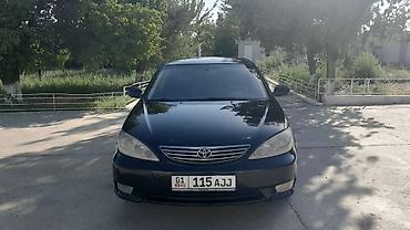 два авто: Toyota Camry: 2004 г., 2.4 л, Автомат, Газ, Седан — 1