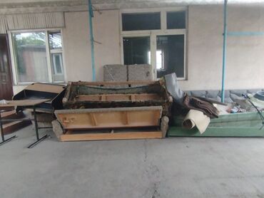 кухонный мебель бишкек: Продаю диваны. За каждый диван 1000 сом