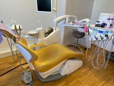 Medicinski nameštaj: Stomatološka stolica - kompletno stomatološko radno mesto Anthos A7