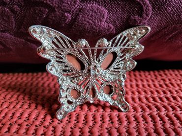 Broševi: Bоја - Srebrna, Novo — 9