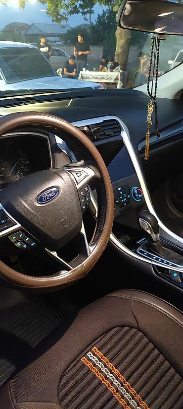 ford focus hatchback: Ford Fusion: 1.5 l | 2016 il 192000 km Sedan — 7