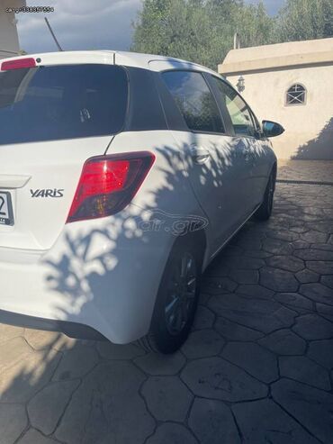 Toyota: Toyota Yaris: 1.4 l. | 2017 έ. Χάτσμπακ — 4