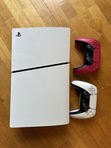 PS5 (Sony PlayStation 5): Playstation 5 Slim CD Bakuelectronic-dən 1 aylıq cihaz almışam, onu