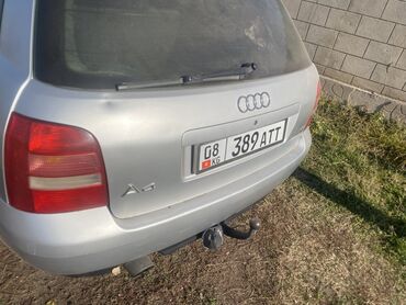 Audi: Audi A4: 1999 г., 1.8 л, Механика, Газ, Универсал — 9