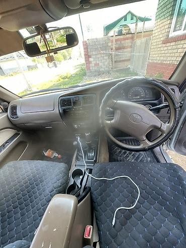 Toyota: Toyota Hilux Surf: 2000 г., 2.7 л, Автомат, Бензин, Внедорожник — 11