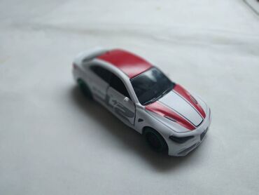 Igračke: Majorette Alfa Romeo Giulia,1:60 ocuvan.Imam jos autica iz ove serije na lalafo.rs Igračke: Majorette Alfa Romeo Giulia,1:60 ocuvan.Imam jos autica iz ove serije