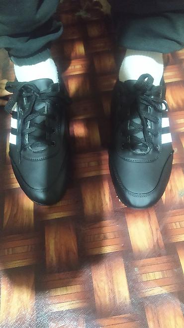 Кроссовки и спортивная обувь: Мужская обувь – кроссовки и летние сандалии - Кроссовки: классическая — 9